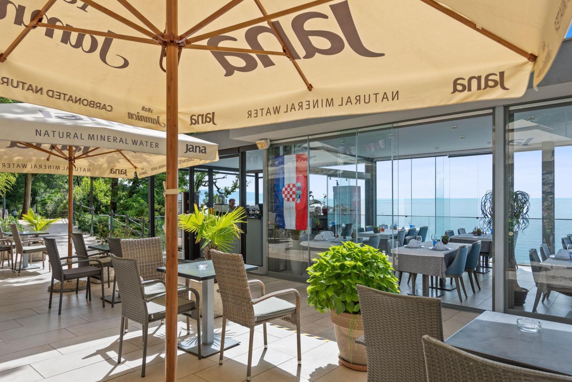Boutique Hotel Mali Raj Opatija Exteriör bild